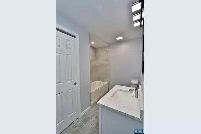 231 Highland Avenue, Orange, NJ 07050 - Photo 42