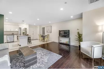 310 Cliff Lane 3C #3C, Cliffside Park, NJ 07010 - Photo 4