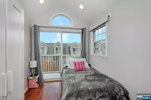 454 Albany, West New York, NJ 07093 - Photo 18