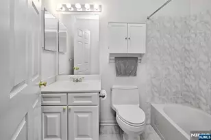 454 Albany, West New York, NJ 07093 - Photo 14