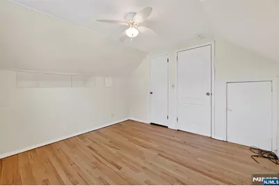 66 Jamros Terrace, Saddle Brook Township, NJ 07663 - Photo 32