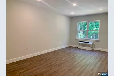 305 Patterson Street 105 #105, Hillsdale, NJ 07642 - Photo 8