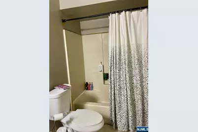 539 Union Avenue 11 #11, Irvington, NJ 07111 - Photo 8