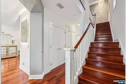 25 Vela Way, Edgewater, NJ 07020 - Photo 14