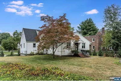354 Plaza Road, Fair Lawn, NJ 07410 - Photo 28