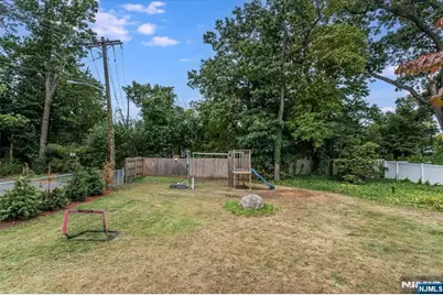 354 Plaza Road, Fair Lawn, NJ 07410 - Photo 26