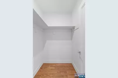 211 Warwick Avenue 1 #1, Fort Lee, NJ 07024 - Photo 28