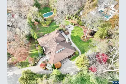 4 Summertree Way, Montvale, NJ 07645 - Photo 2