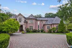 29 N Church Rd, Saddle River, NJ 07458 - Photo 1