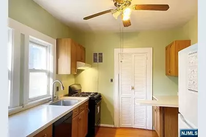 51 Homestead Avenue 1 #1, Palisades Park, NJ 07650 - Photo 6