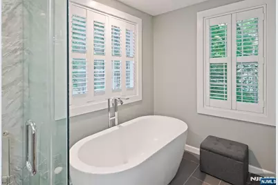 276 River Drive, River Vale Township, NJ 07675 - Photo 18