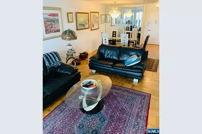 2000 Linwood Avenue 10M #10M, Fort Lee, NJ 07024 - Photo 4