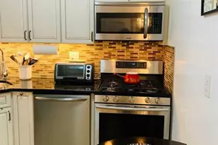 2000 Linwood Ave 10M, Fort Lee, NJ 07024 - Photo 6