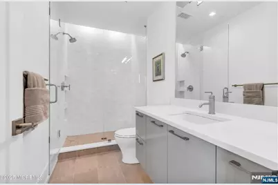 200 N Ocean Avenue 13 #13, Long Branch, NJ 07740 - Photo 20