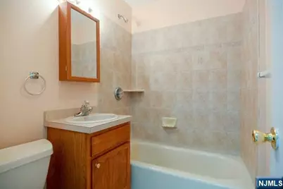 395 Park Street 395G #395G, Hackensack, NJ 07601 - Photo 20