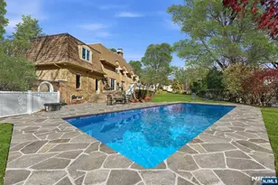 425 Saddle Back Trail, Franklin Lakes, NJ 07417 - Photo 2