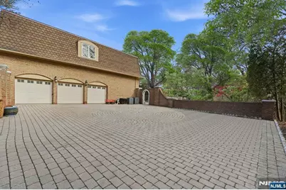 425 Saddle Back Trail, Franklin Lakes, NJ 07417 - Photo 24
