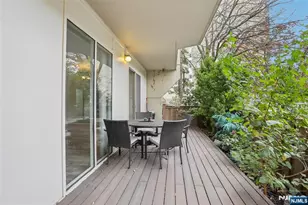 1077 River Road Th5, Edgewater, NJ 07020 - Photo 16