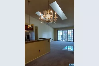 1060 Ash Drive, Mahwah, NJ 07430 - Photo 2