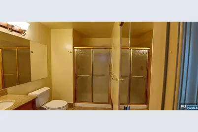 1060 Ash Drive, Mahwah, NJ 07430 - Photo 14