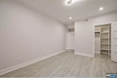121 Circle Drive, Paramus, NJ 07652 - Photo 44