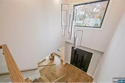 121 Circle Drive, Paramus, NJ 07652 - Photo 24