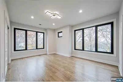 121 Circle Drive, Paramus, NJ 07652 - Photo 36