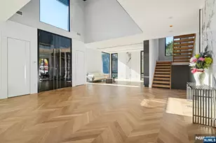 16 Priscilla Ln, Englewood Cliffs, NJ 07632 - Photo 2