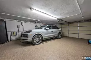 534 Brandon Pl, Cliffside Park, NJ 07010 - Photo 38