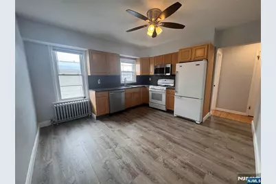 717 1st Street 2 #2, Lyndhurst Township, NJ 07071 - Photo 4