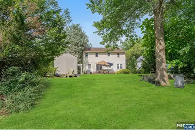 232 W Midland Avenue, Paramus, NJ 07652 - Photo 44