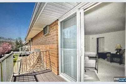 15 Cottage Street Bldg 19 - Un #Bldg 19 - Un, Midland Park, NJ 07432 - Photo 12