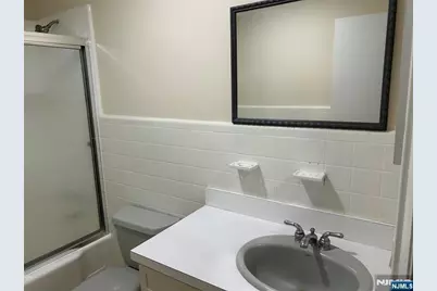 10-11 Alexander Avenue, Fair Lawn, NJ 07410 - Photo 12