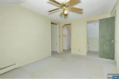 325 New Bridge Road, Bergenfield, NJ 07621 - Photo 28