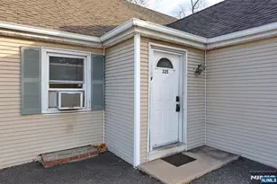 325 New Bridge Rd, Bergenfield, NJ 07621 - Photo 2