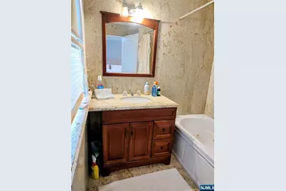 115B Orchard Street, Elmwood Park, NJ 07407 - Photo 18