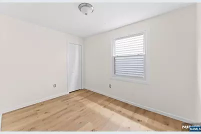 585 McChesney Street, Orange, NJ 07050 - Photo 12