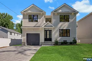 103 Hallberg Ave, Bergenfield, NJ 07621 - Photo 2