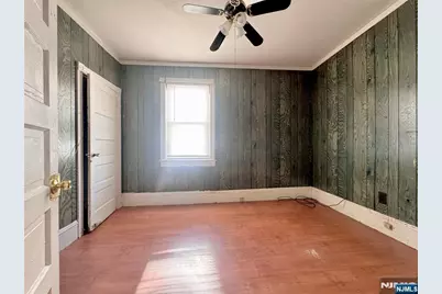 260 Pindle Avenue, Englewood, NJ 07631 - Photo 16