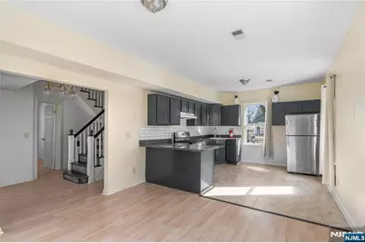 76 17th Street, East Orange, NJ 07017 - Photo 4