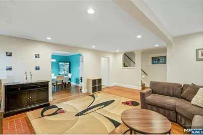 425 Beatrice Street, Teaneck Township, NJ 07666 - Photo 6