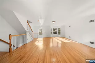 29 Prospect St, Palisades Park, NJ 07650 - Photo 4