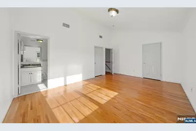 29 Prospect Street, Palisades Park, NJ 07650 - Photo 16