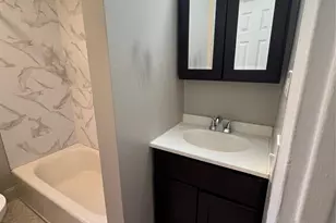 118 Ayers Ct, Teaneck Township, NJ 07666 - Photo 6