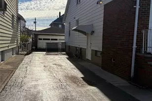 23 Barrington Ave, Clifton, NJ 07011 - Photo 4