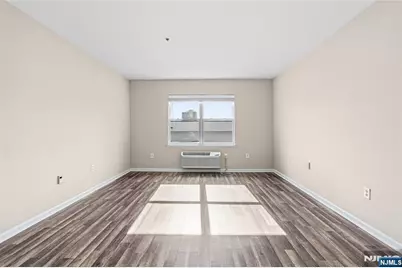 905 River Road 307 #307, Edgewater, NJ 07020 - Photo 8