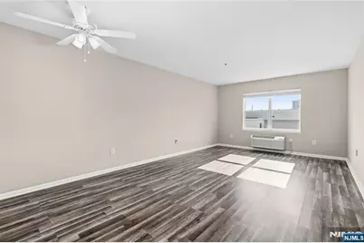905 River Road 310 #310, Edgewater, NJ 07020 - Photo 6