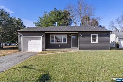 18 Bolingbroke Drive, Toms River, NJ 08757 - Photo 1