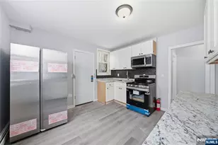 110 Montgomery Ave, Irvington, NJ 07111 - Photo 16