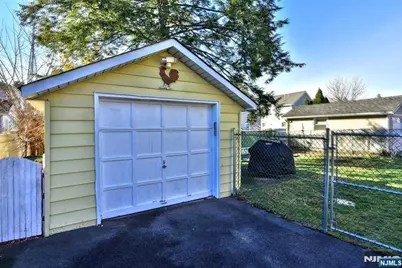 12-64 Burbank Street, Fair Lawn, NJ 07410 - Photo 30
